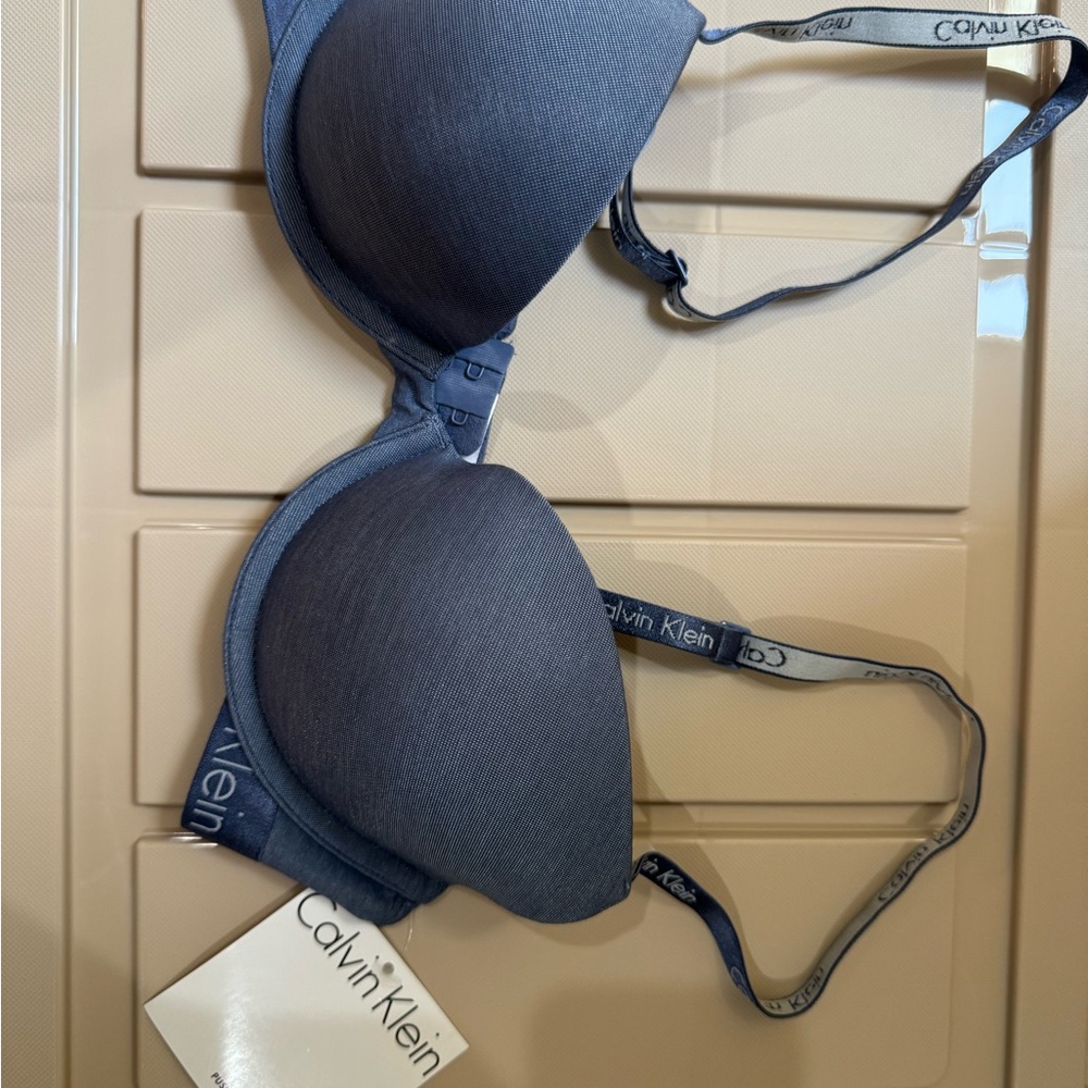 Calvin Klein Bra 34B - NEW WITH TAGS